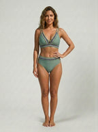 Stephanie | Conjunto de bikini moldeador con detalles de contraste